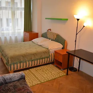 Opletalova Apt Praga